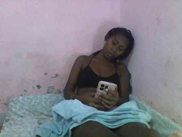 Natacha24 webcam