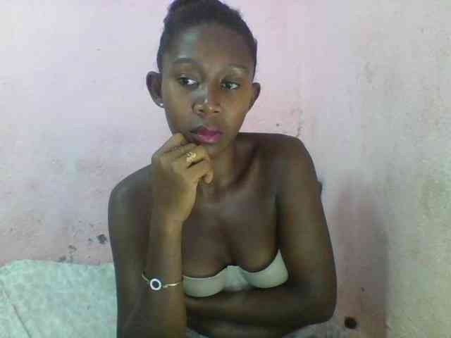 Natacha24 webcam