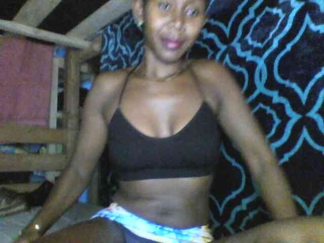 Natacha24 webcam