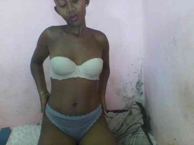 Natacha24 webcam