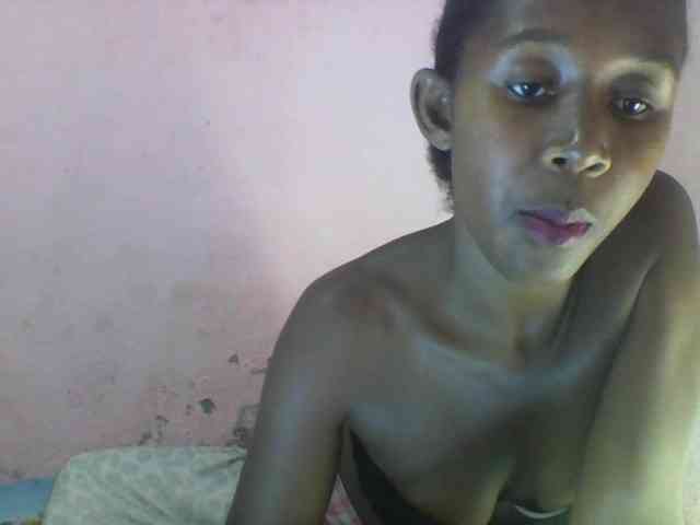 Natacha24 webcam