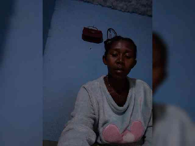 Natacha24 webcam