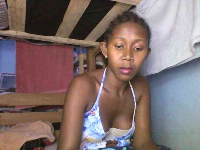 Natacha24 webcam