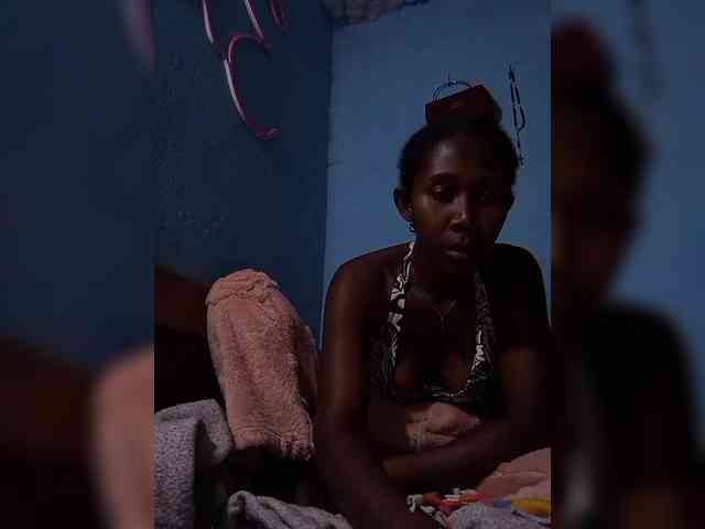 Natacha24 webcam