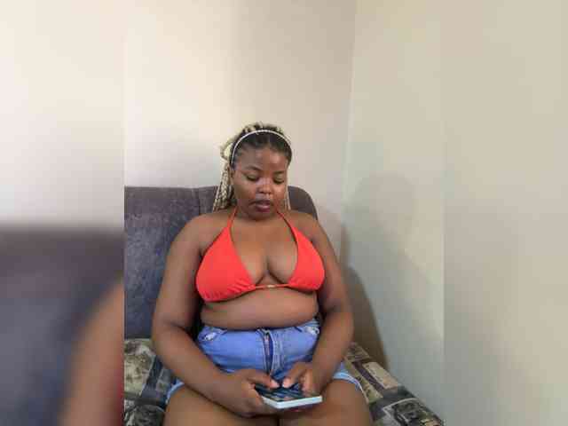 PrincessCandix8 webcam