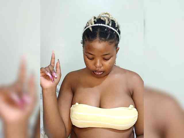 PrincessCandix8 webcam