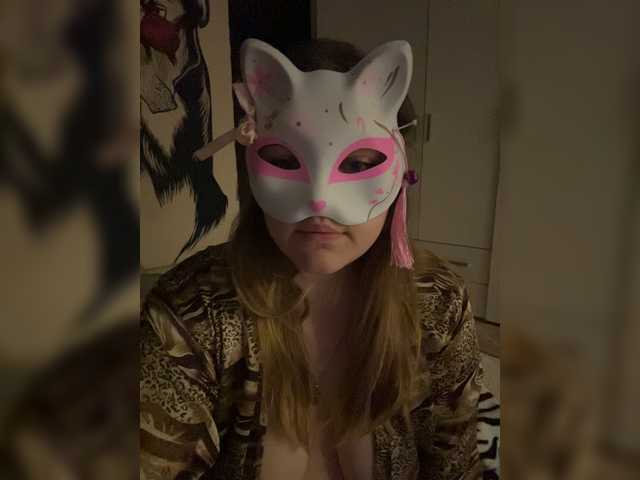 KrasnyiKrolik Live Cam on BongaCams