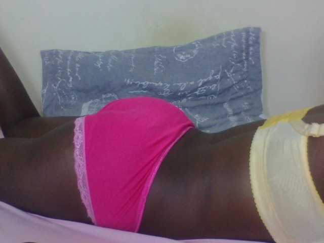 Africancutegal, en vivo ahora en BongaCams