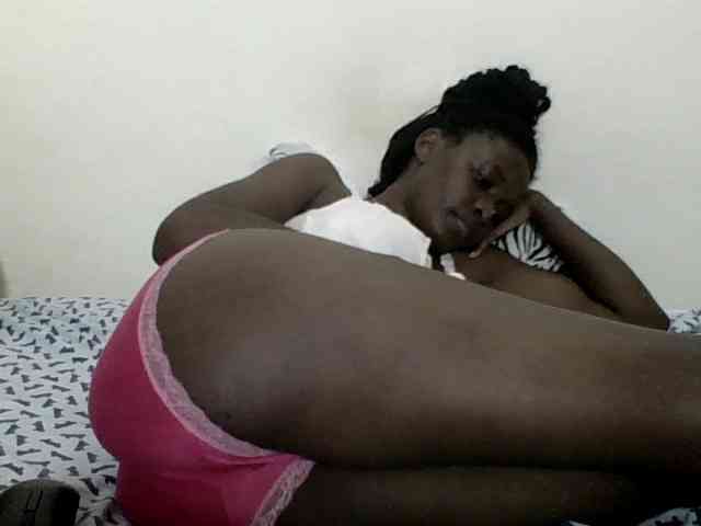 模特: Africancutegal