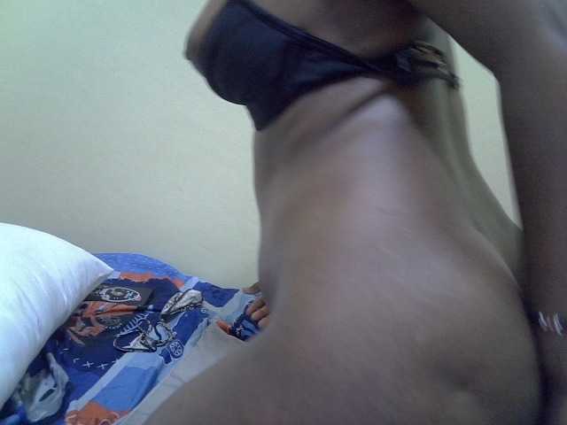 Honeysparklee live cam on BongaCams