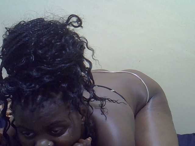 Honeysparklee live cam on BongaCams