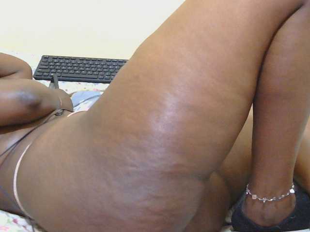 Honeysparklee live cam on BongaCams