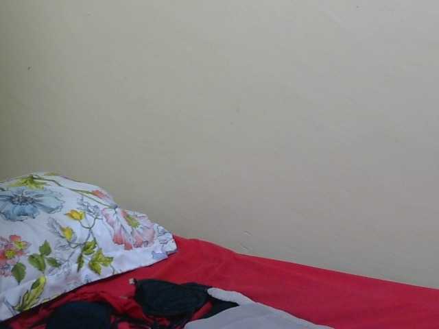 Honeysparklee live cam on BongaCams