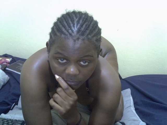 Honeysparklee live cam on BongaCams