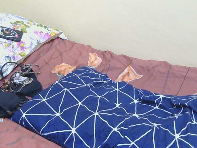 Honeysparklee live cam on BongaCams