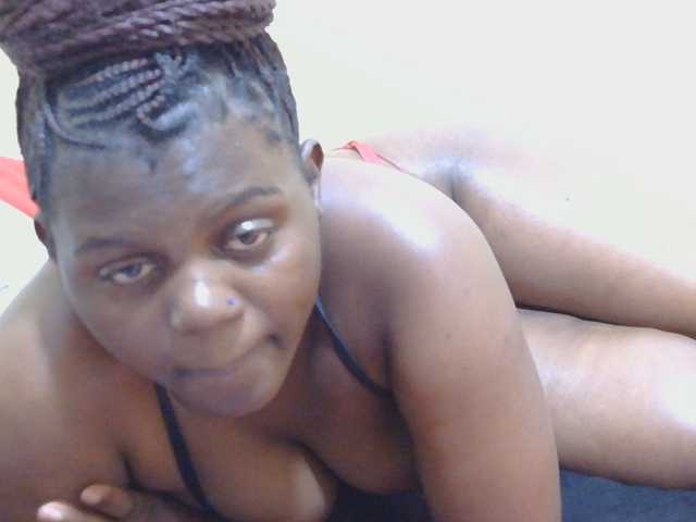 Honeysparklee live cam on BongaCams