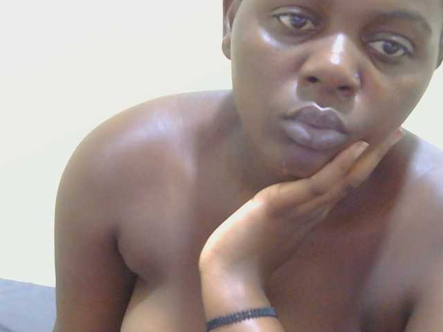 Honeysparklee live cam on BongaCams
