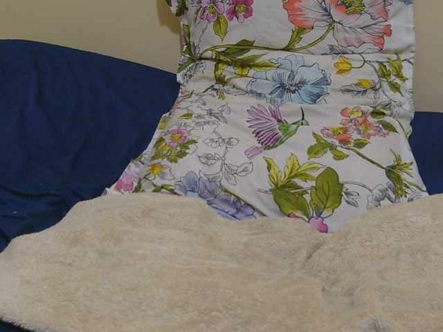 Honeysparklee live cam on BongaCams