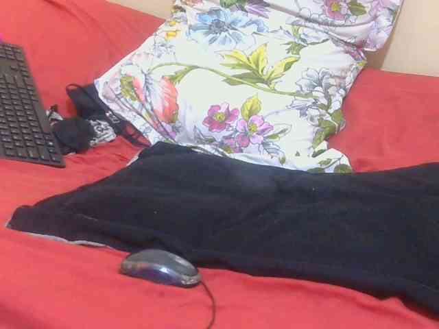 Honeysparklee webcam
