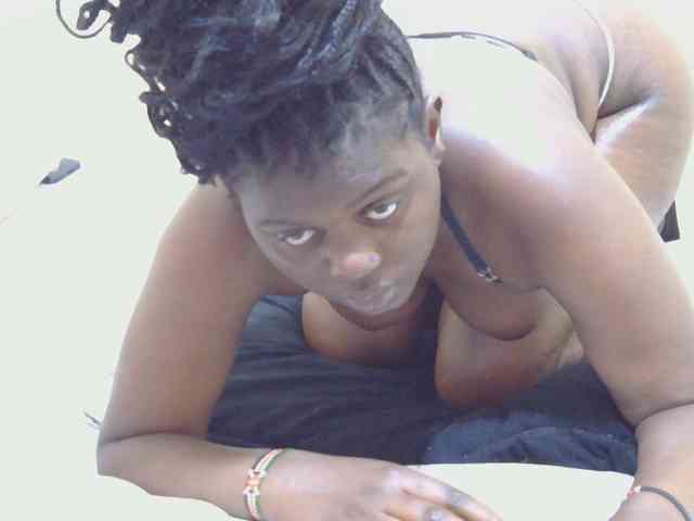 Honeysparklee webcam
