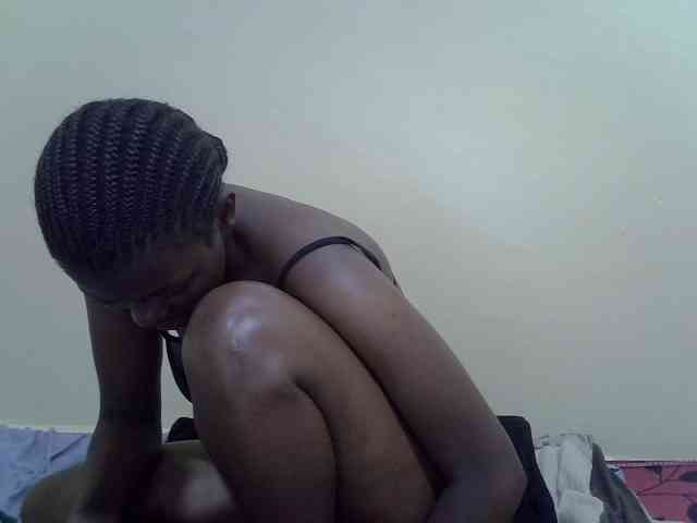 Honeysparklee webcam