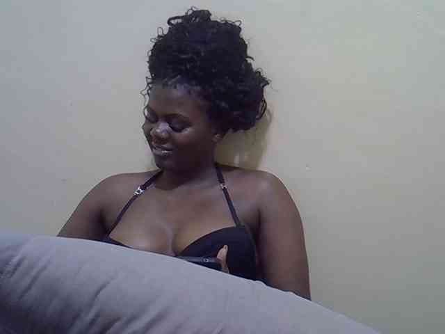 Honeysparklee webcam