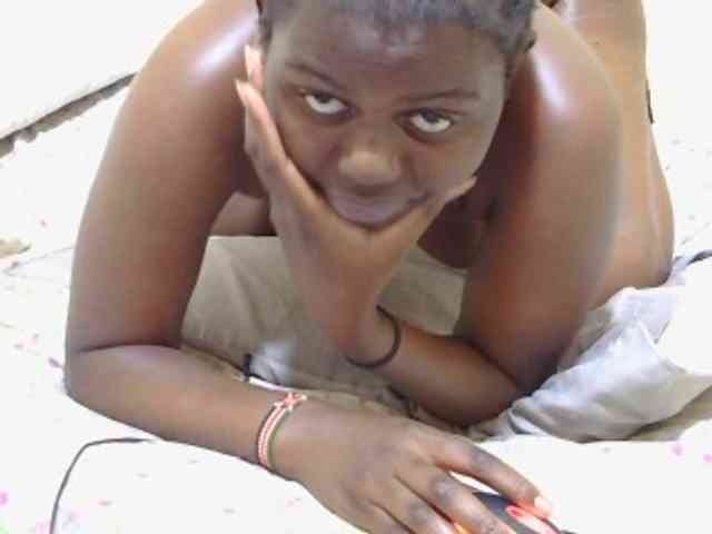 Honeysparklee webcam