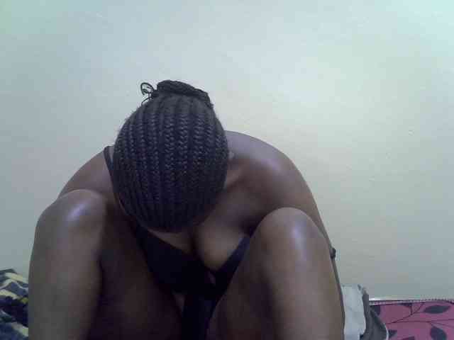 Honeysparklee webcam