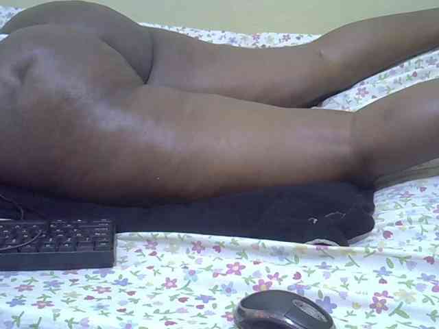 Honeysparklee webcam