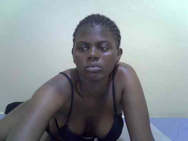 Honeysparklee webcam