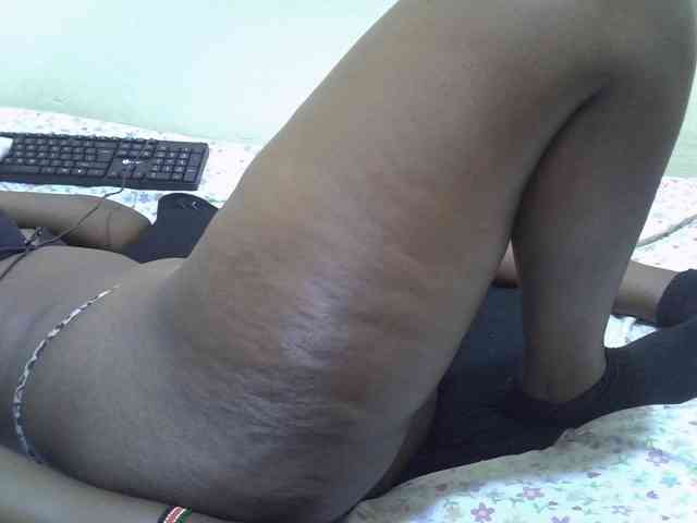 Honeysparklee webcam