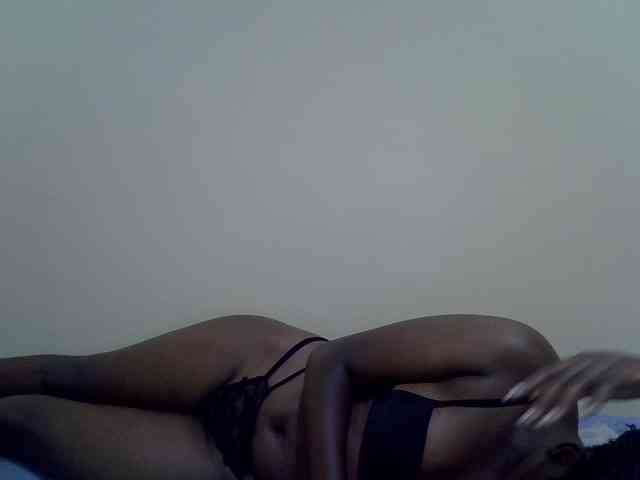 Honeysparklee webcam