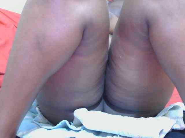 Honeysparklee webcam