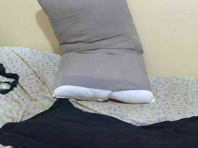 Honeysparklee webcam