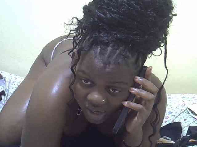 Honeysparklee webcam