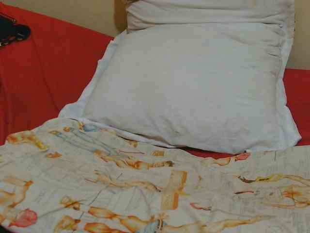 Honeysparklee webcam