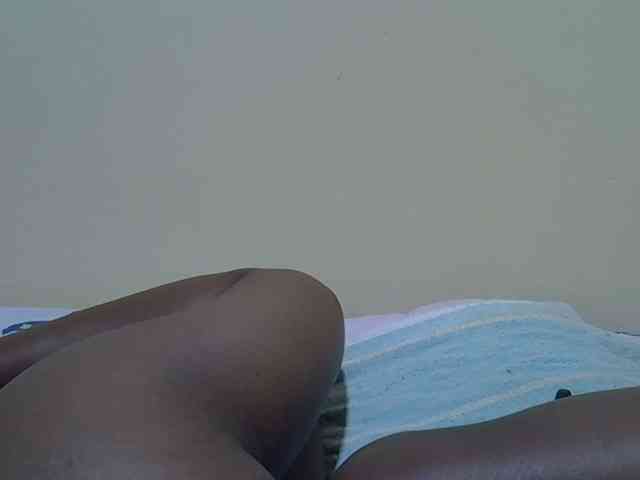 Honeysparklee webcam