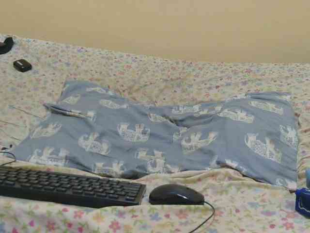 Honeysparklee webcam