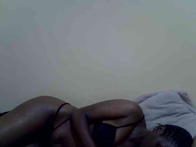 Honeysparklee webcam