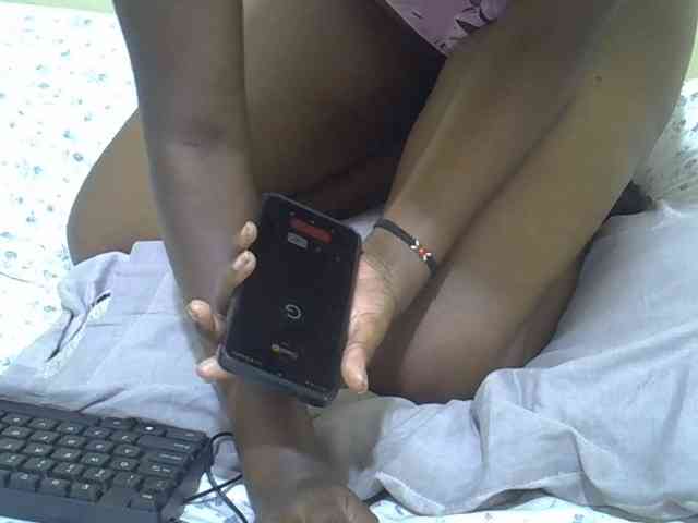 Honeysparklee webcam
