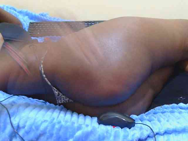 Honeysparklee webcam