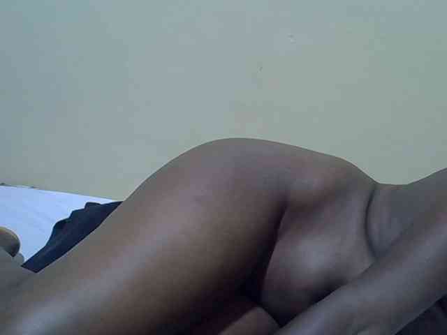 Honeysparklee webcam