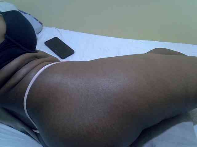 Honeysparklee webcam