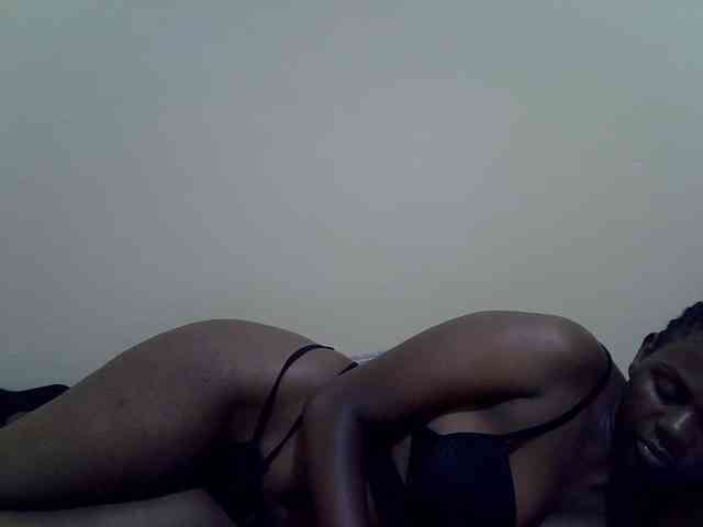 Honeysparklee webcam