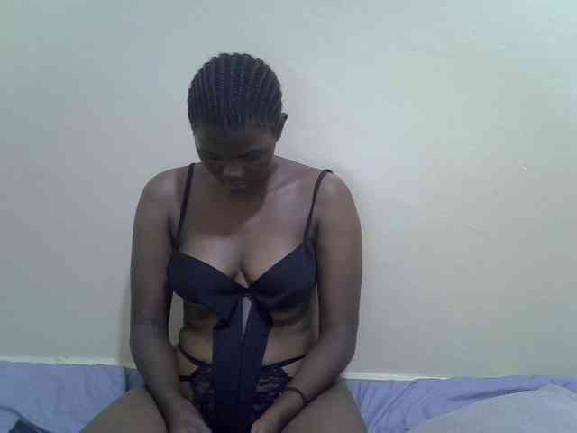 Honeysparklee webcam