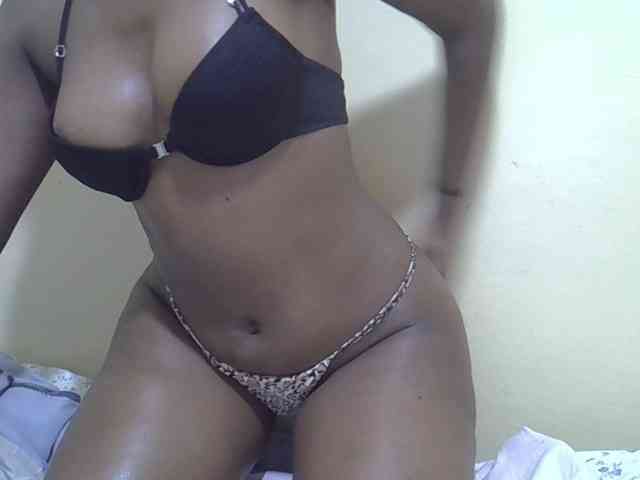Honeysparklee webcam