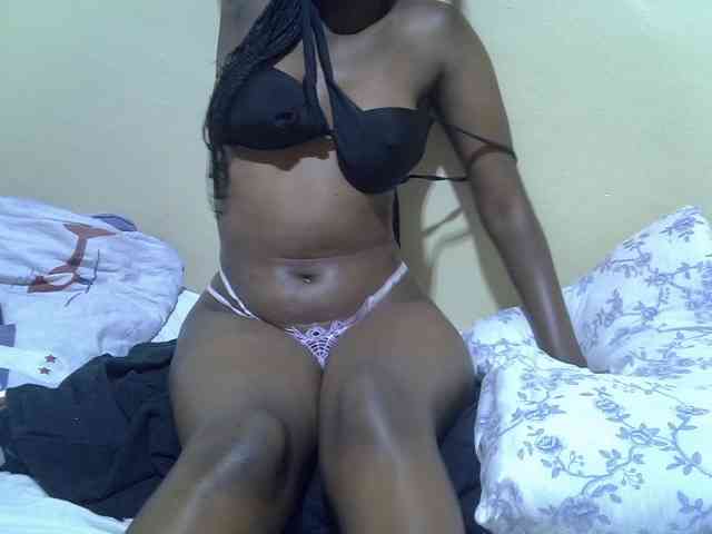 Honeysparklee webcam