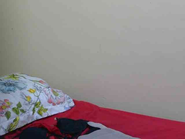 Honeysparklee webcam