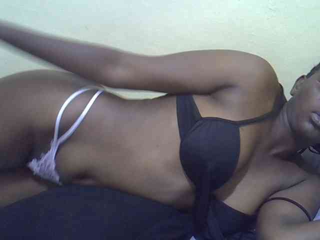 Honeysparklee webcam