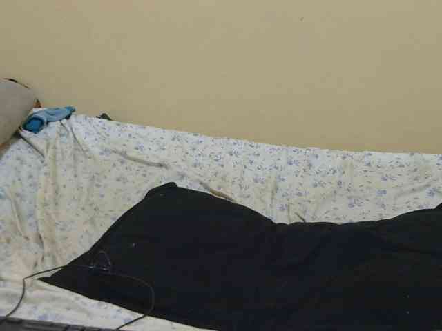 Honeysparklee webcam